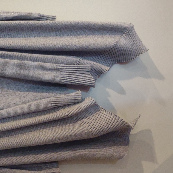 Elan women's medium gray sleeved wrap open front cardigan - Picture 3 of 5